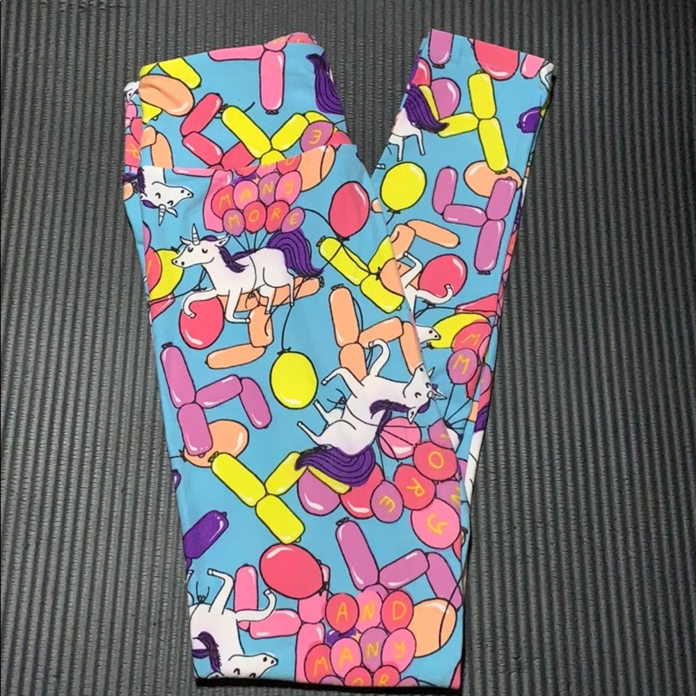 LuLaRoe 4th Birthday Leggings OS